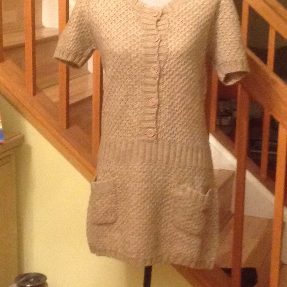 BCBGMAXxAZRIA long sweater , size M - Picture 2 of 5